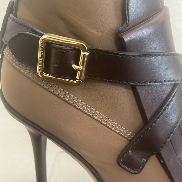 Tory Burch Brown and Tan Heeled Boots with High Stiletto Heel and Unique Design - Picture 6 of 14